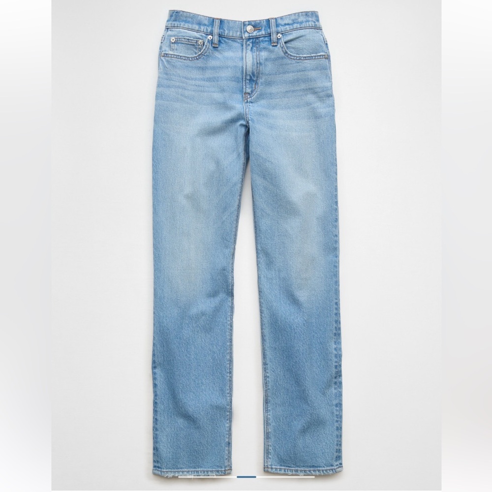 American Eagle Outfitters Super High Rise Straight - Light/medium wash - 4 short